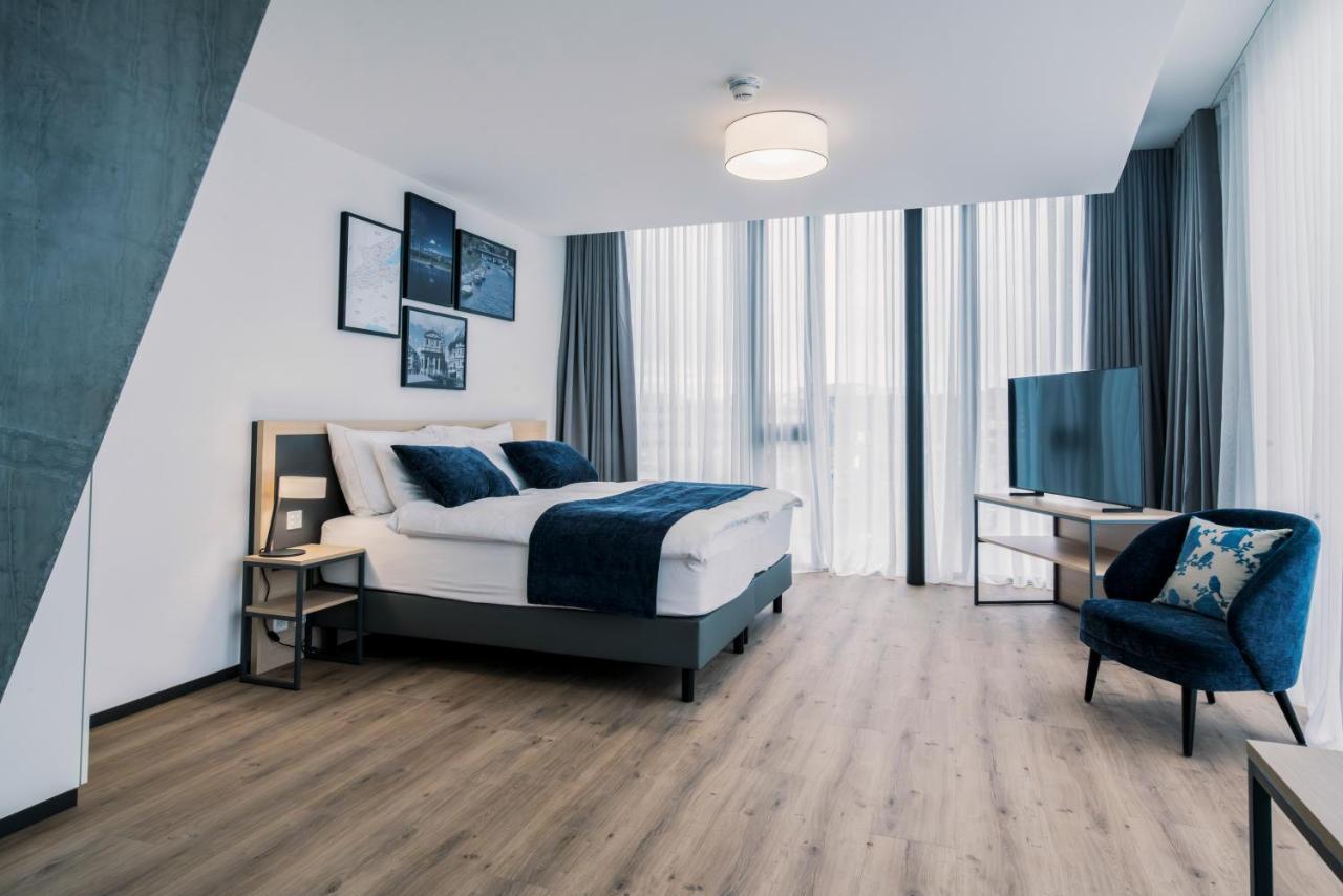 Yparc Hotel 伊韦尔东 外观 照片