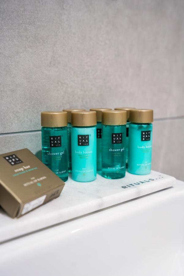Yparc Hotel 伊韦尔东 外观 照片