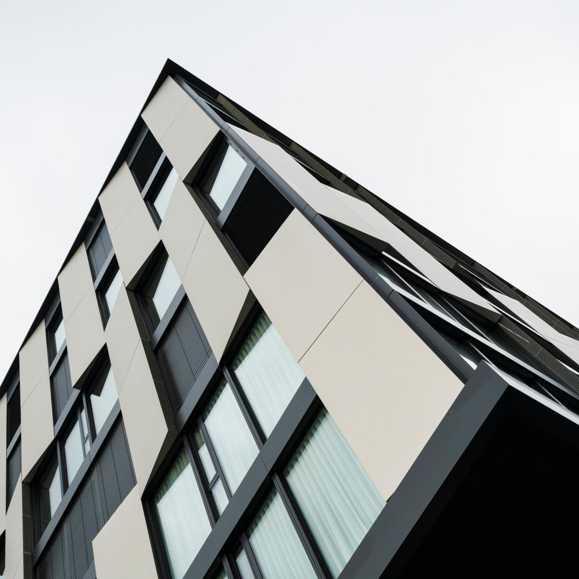 Yparc Hotel 伊韦尔东 外观 照片